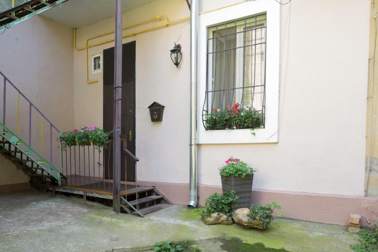 Cozy Apartment On Yevreiska Street Odessa Luaran gambar
